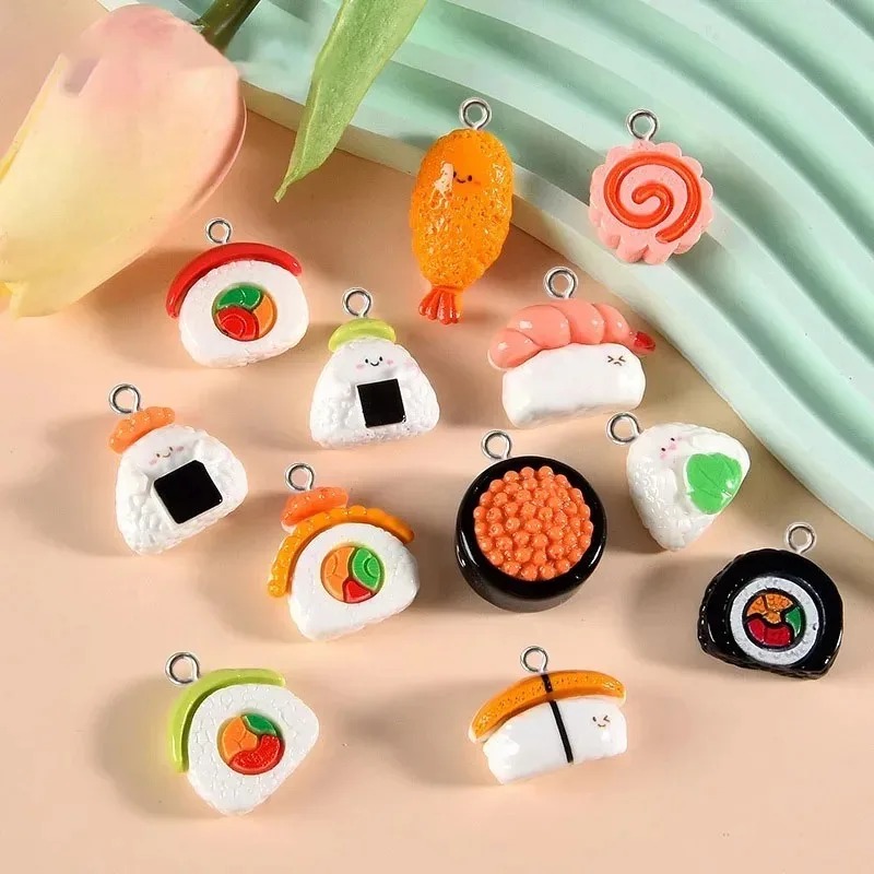 Art Craft Items - 10 szt. mini zawieszek z żywicy